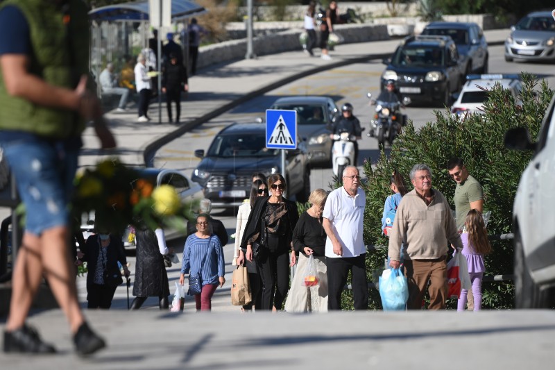 Split: Blagdan Svih svetih