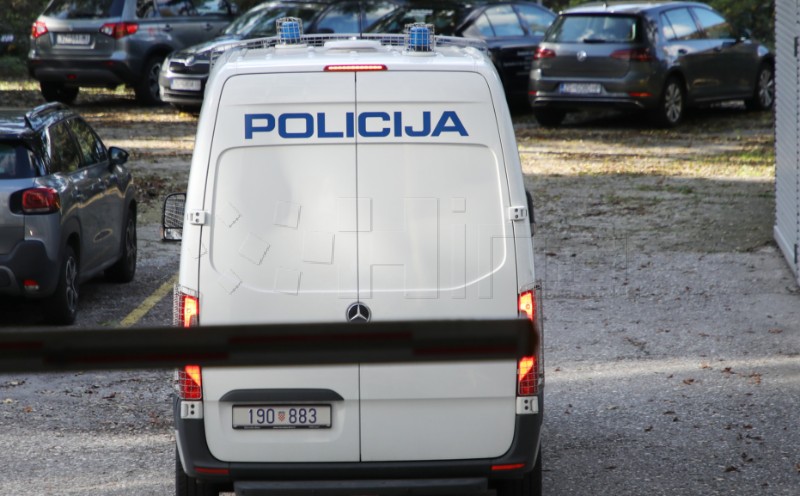 Policija dovodi osumnjičene u Ured eurposkog tužitelja