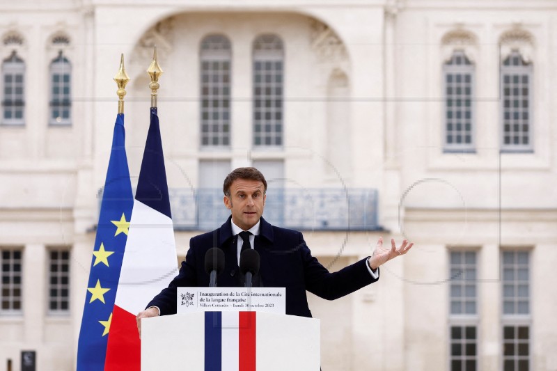 U Parizu organiziran marš protiv antisemitizma, Macron poziva na jedinstvo