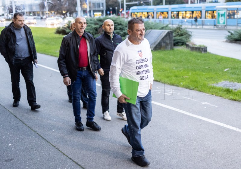 Stožer za obranu hrvatskog sela kod ministrice Vučković