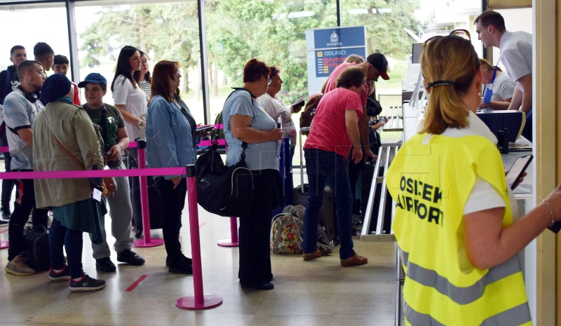 All airports see rise in passengers in Sept