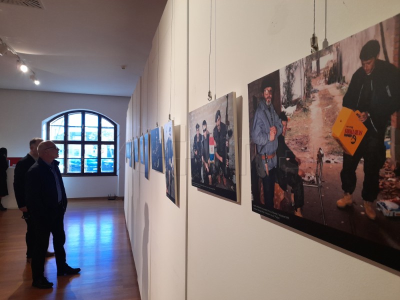 Exhibition on Homeland War volunteers Nicolier, Crowley opens in Vukovar