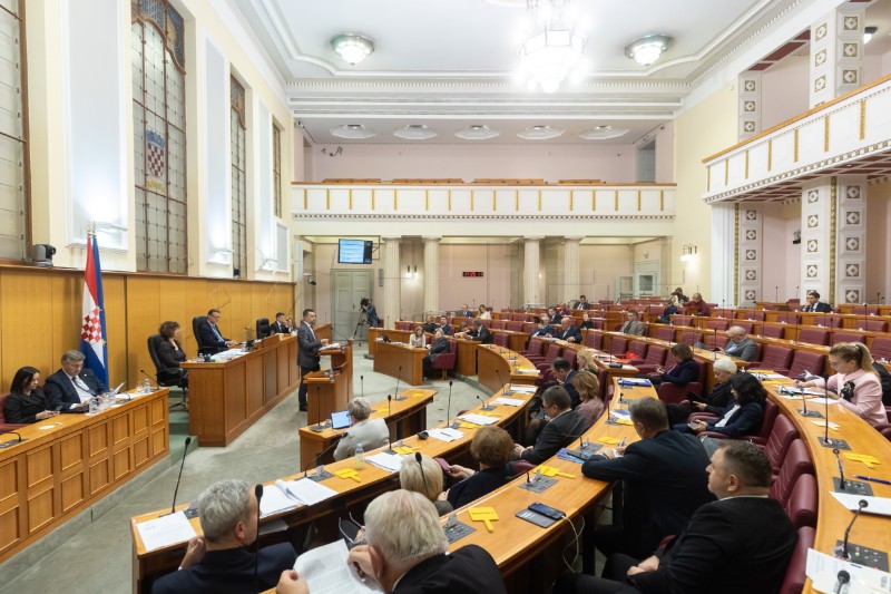 Sabor: Zakon o hrvatskom jeziku podijelio oporbu