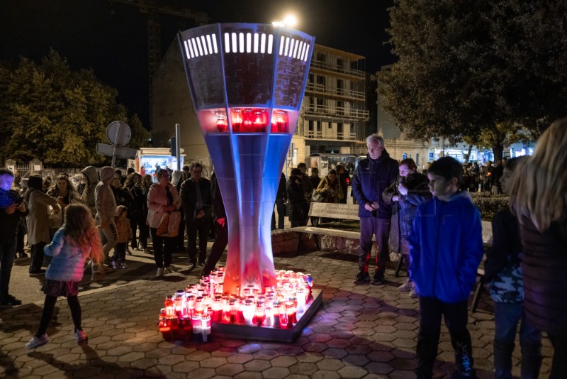 Predstavnici Grada Splita i SDŽ odali počast svim žrtvama Vukovara