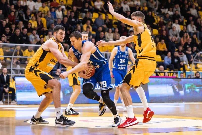 Utakmica 8. kola ABA lige košarkaša Split - Zadar