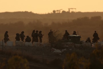 Stotine bježe nakon što je Izrael naredio evakuaciju glavne bolnice u Gazi