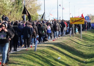 Dan sjećanja na žrtvu Vukovara - Kolona sjećanja