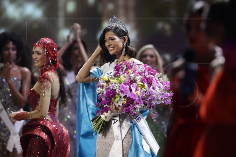 EL SALVADOR MISS UNIVERSE