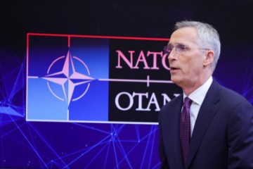  Stoltenberg doputovao u Sarajevo, počinje turneju po zapadnom Balkanu