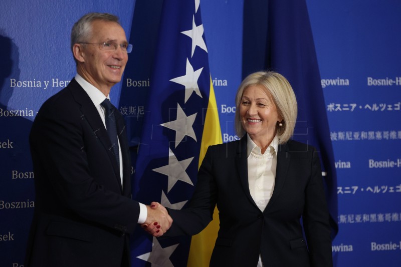 Stoltenberg: Secessionism, Russia threaten BiH's stability