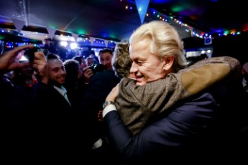 Izbori u Nizozemskoj: Vodi desničarski populist Geert Wilders - izlazne ankete