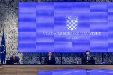 VLADA Plenković: Dva zakona u korist obitelji, djece i osoba s invaliditetom