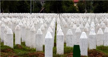 Direktor Memorijalnog centra Srebrenica: Sramim se antisemitizma u BiH