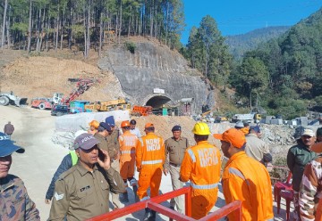 INDIA TUNNEL COLLAPSE