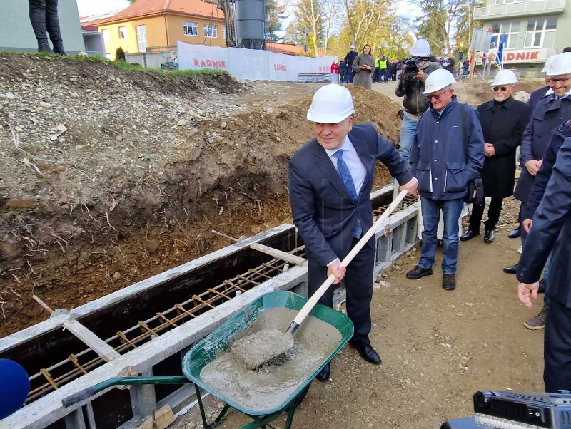 Varaždin: Položen kamen temeljac za Centralni operacijski blok Opće bolnice