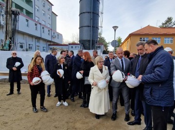 Varaždin: Položen kamen temeljac za Centralni operacijski blok Opće bolnice