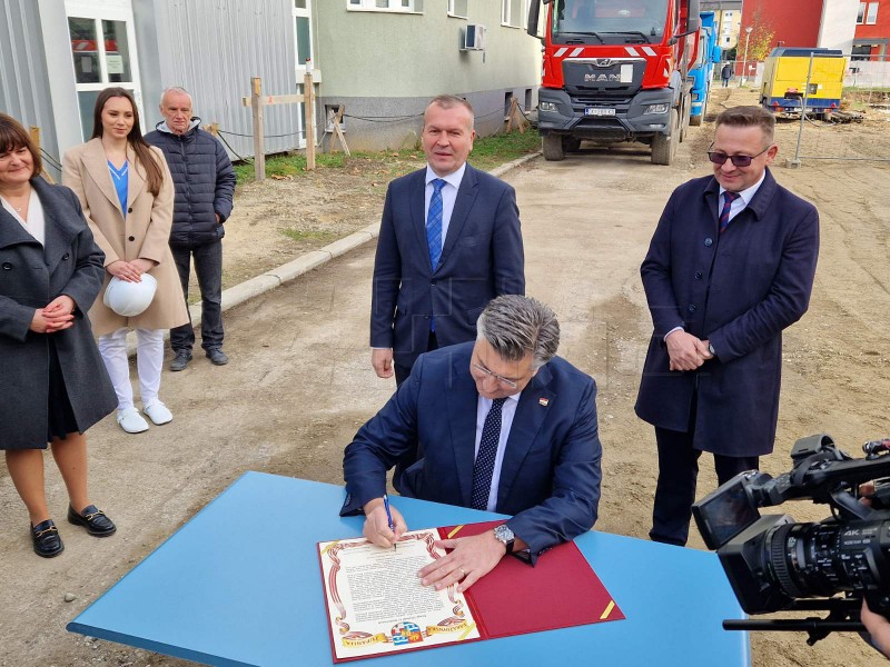 Varaždin: Položen kamen temeljac za Centralni operacijski blok Opće bolnice