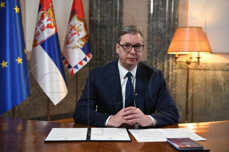 Šešelj ponudio potporu Vučiću na izborima