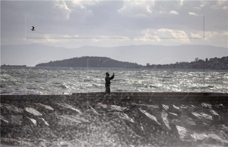 Nakon oluja poplave u Istanbulu i Izmiru, očekuje se loše vrijeme u cijeloj zemlji 