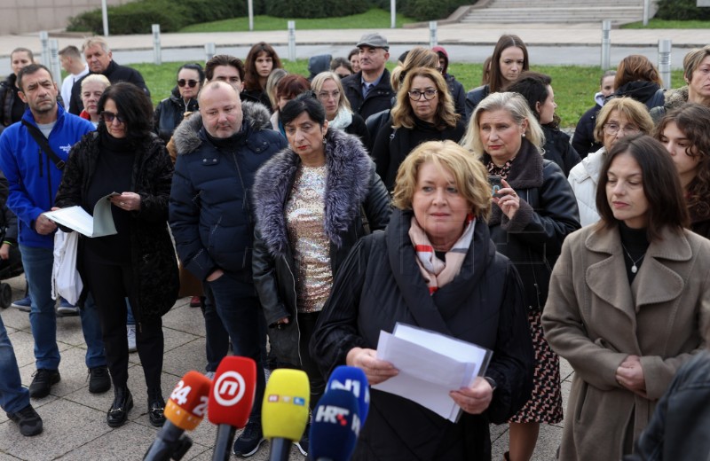 Croatian football fans arrested present their defence in early Dec