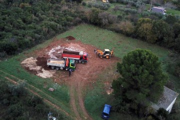 Medulin: Počelo rušenje bespravno sagrađenih objekata 