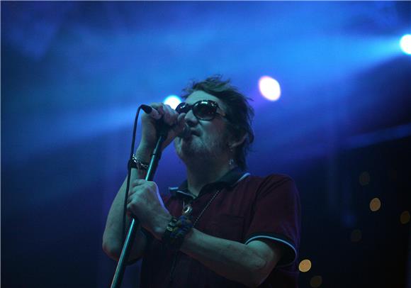 Shane MacGowan, pjesnik i pijanac Poguesa, "jedan od najboljih autora stoljeća"