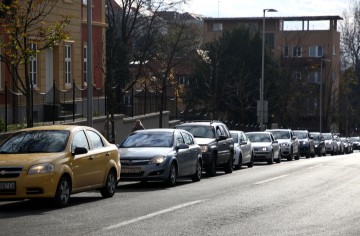 Otvoren drive-in punkt za PCR testiranje na hripavac