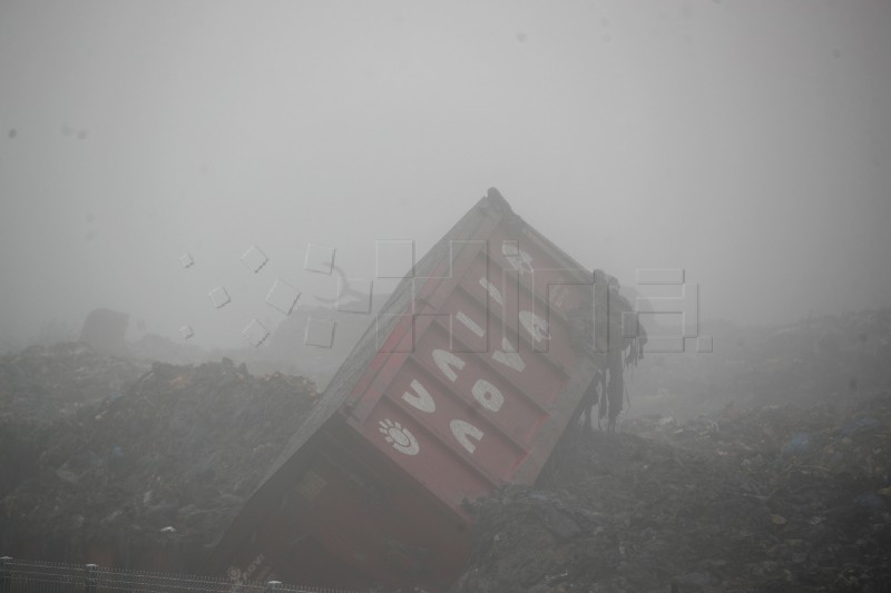 Zagreb mayor: Three workers injured, one more seriously, in garbage landslide