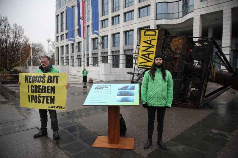 Greenpeace ispred sjedišta Ine