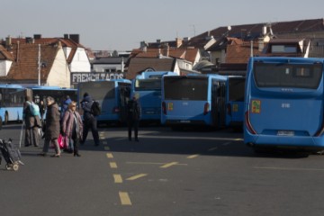 Pola sata zaustavljen autobusni promet na okretištu Črnomercu zbog sve češćih napada