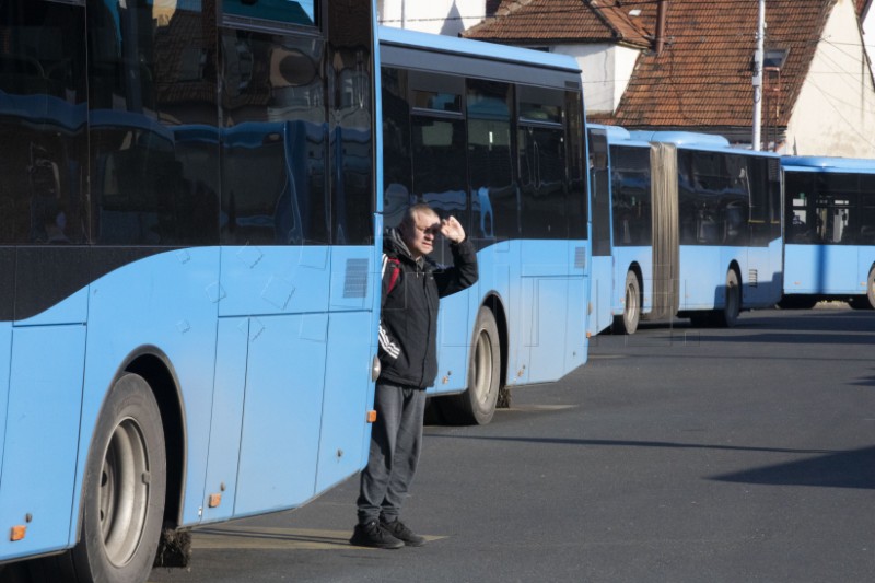 Pola sata zaustavljen autobusni promet na okretištu Črnomercu zbog sve češćih napada