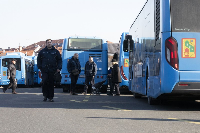 Pola sata zaustavljen autobusni promet na okretištu Črnomercu zbog sve češćih napada