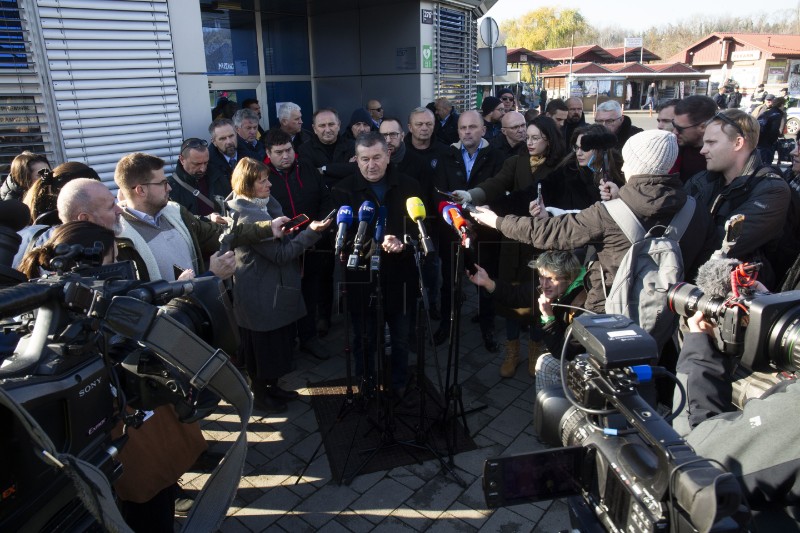 Pola sata zaustavljen autobusni promet na okretištu Črnomercu zbog sve češćih napada