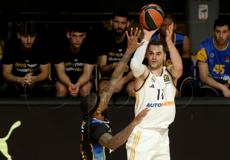 Euroliga: Pobjeda Reala u Ateni, Hezonja najbolji strijelac