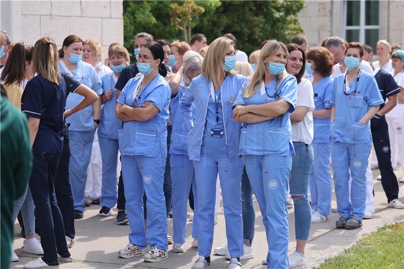 Croatia short of 4,000 nurses