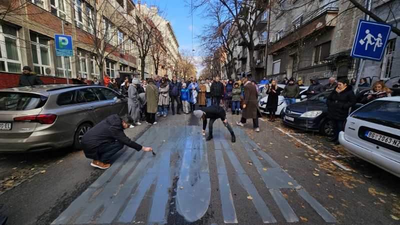 Novi prosvjed roditelja djece ubijene u beogradskoj školi "Vladislav Ribnikar"