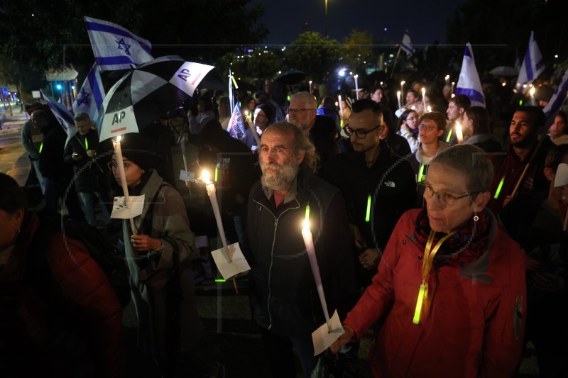 Obitelji taoca pozivaju izraelsku vladu da prekine borbe i pregovara