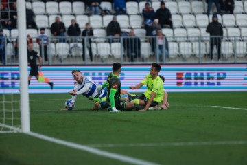  Utakmica 19. kola HNL-a Osijek - Slaven Belupo