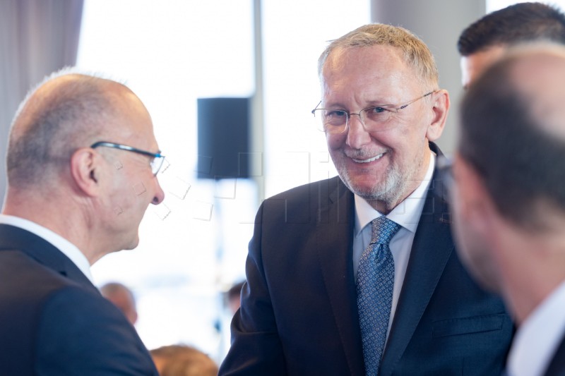 Konferencija "Desetljeće zasluženih prilika i izazovi koji dolaze"