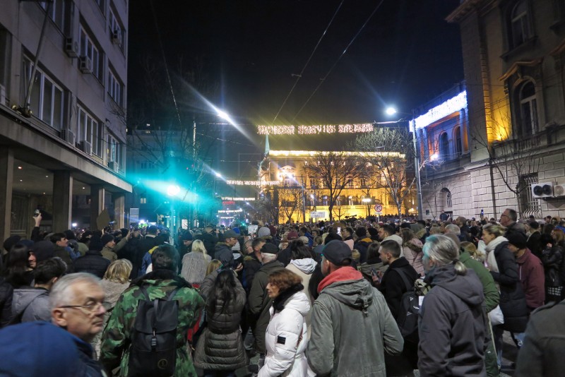 Opposition protest in Belgrade stretches beyond midnight