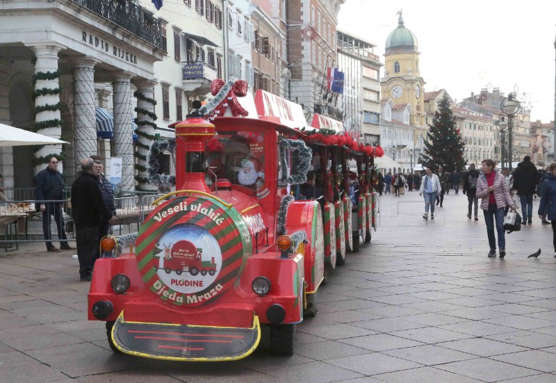 Rijeka: Blagdanska Gastrofešta na Korzu