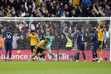 Engleska: Wolverhampton - Chelsea 2-1