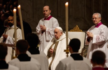 VATICAN CHRISTMAS MASS