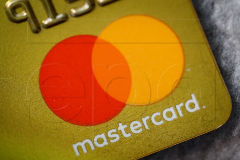 Amerikanci stali na kočnicu u blagdanskoj potrošnji - Mastercard