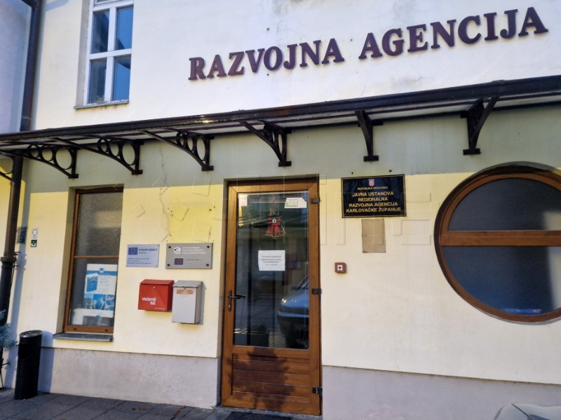 Smijenjena uhićena ravnateljica Regionalne razvojne agencije Karlovačke županije