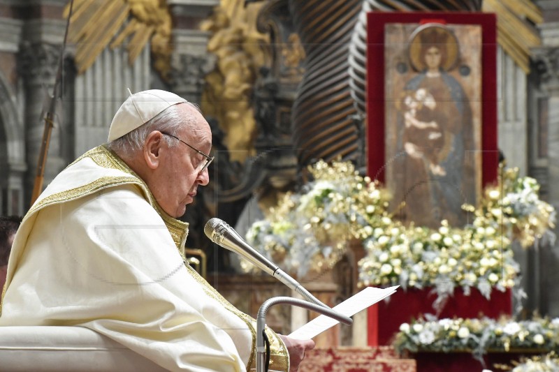 Papa na Silvestrovo pozvao na zahvalnost i nadu 