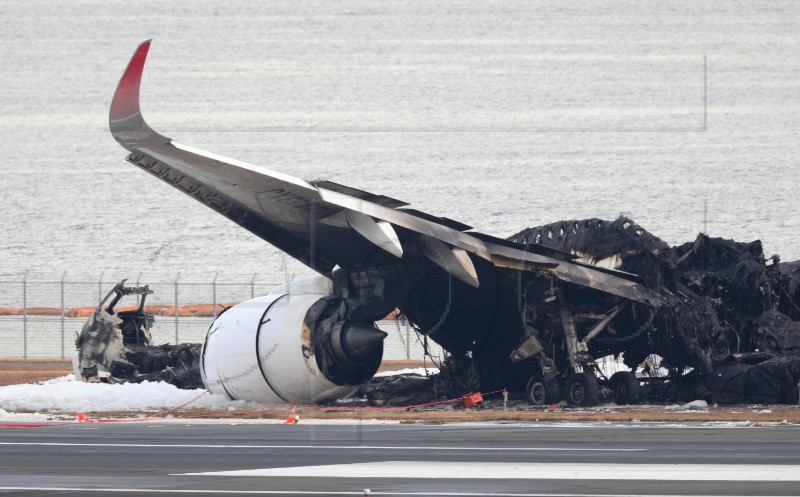 Japanske vlasti pokušavaju utvrditi uzrok nesreće na aerodromu Haneda