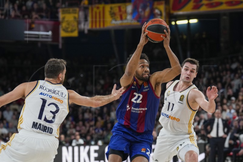 Euroliga: Barceloni slavlje u "El Clasicu", 16 koševa Hezonje