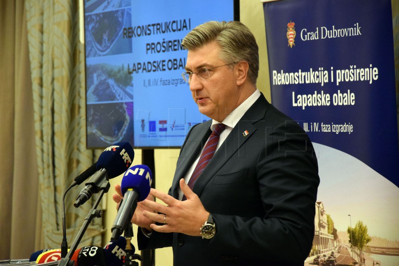 Dubrovnik: Plenković obišao rekonstruiranu Lapadsku obalu