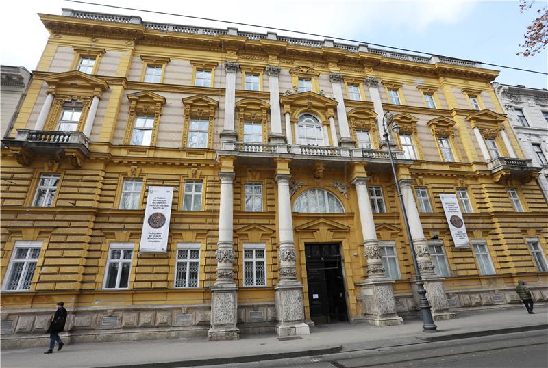 Exhibition of Roman gold rings staged at Archaeological Museum in Zagreb